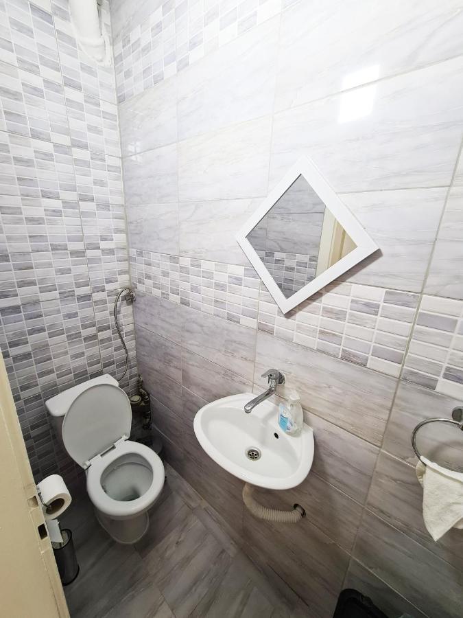 Calla 1 - Modern & Cozy Main Square Apartment In The City Shopping Center - Parking Slot With Parking Security Skopie Exterior foto