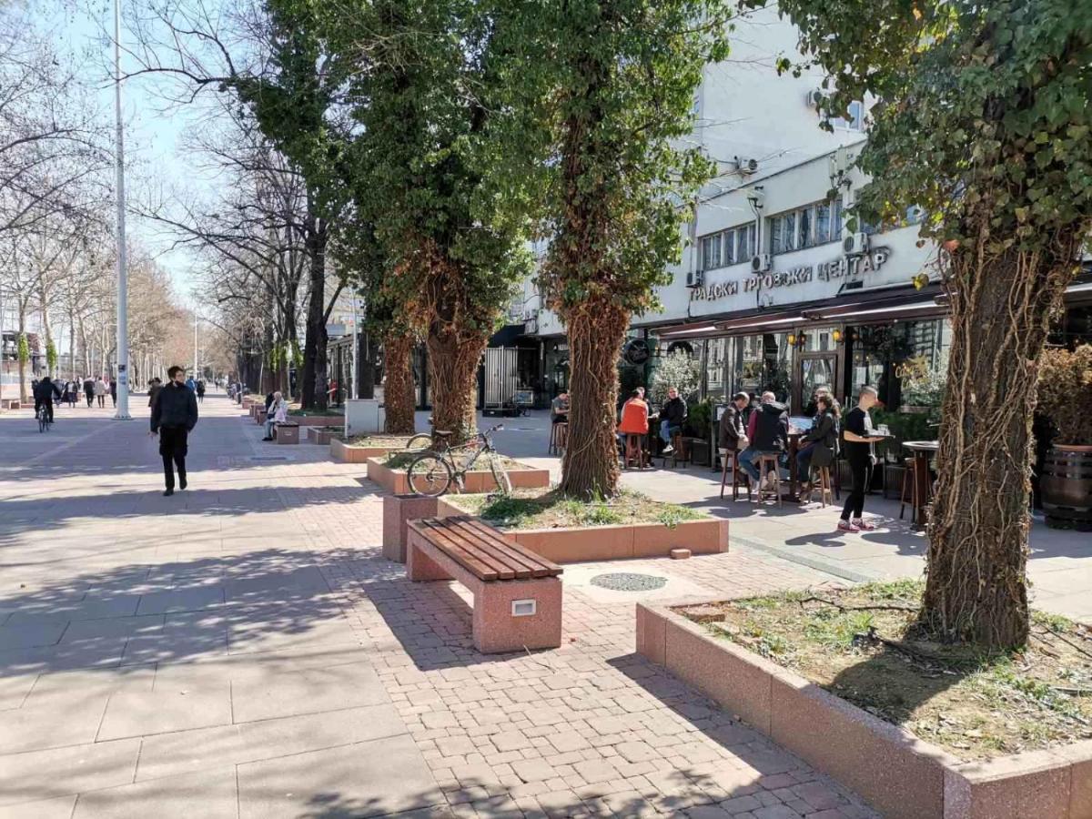 Calla 1 - Modern & Cozy Main Square Apartment In The City Shopping Center - Parking Slot With Parking Security Skopie Exterior foto
