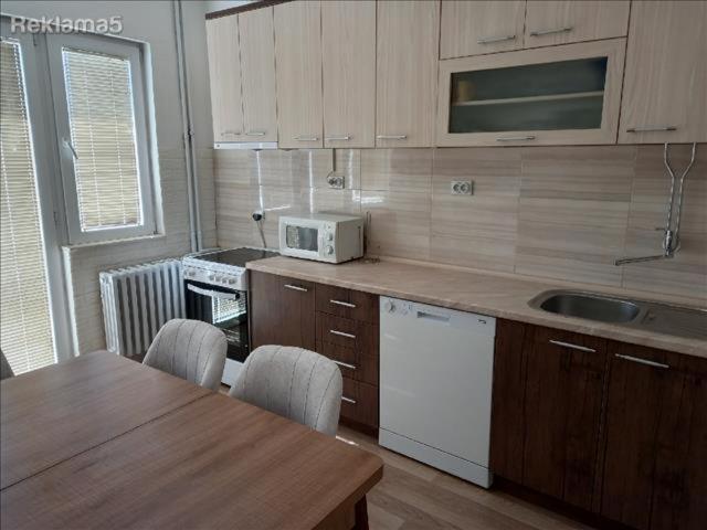 Calla 1 - Modern & Cozy Main Square Apartment In The City Shopping Center - Parking Slot With Parking Security Skopie Exterior foto